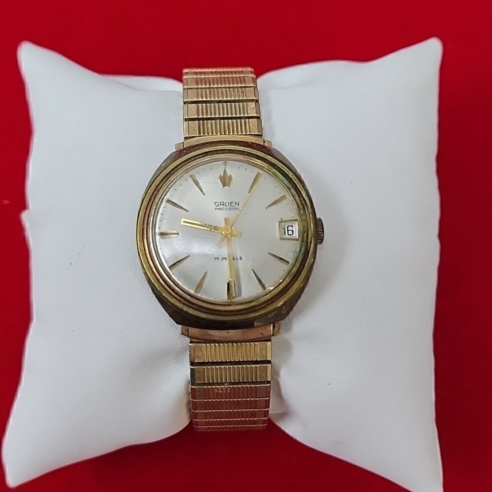 Vintage 17 Jewels Gruen Automatic Stretch Wrist Watch